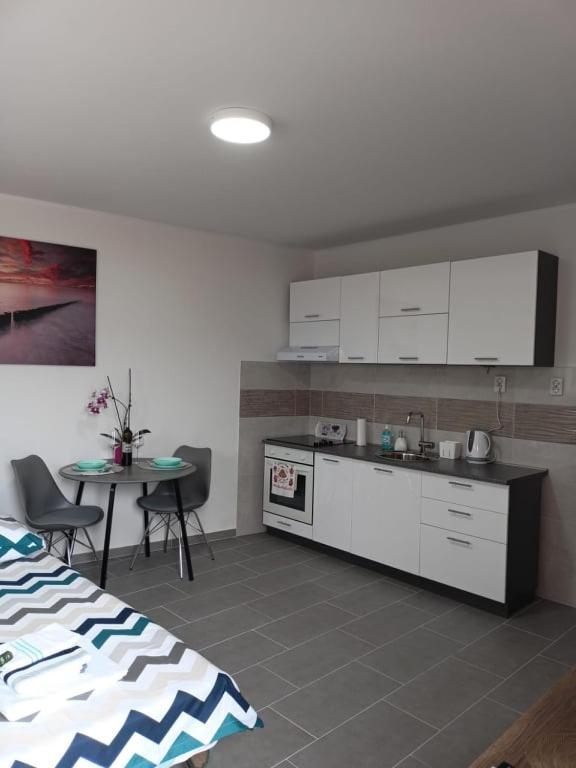 Studio Apartman Maria Kaštela Exterior foto